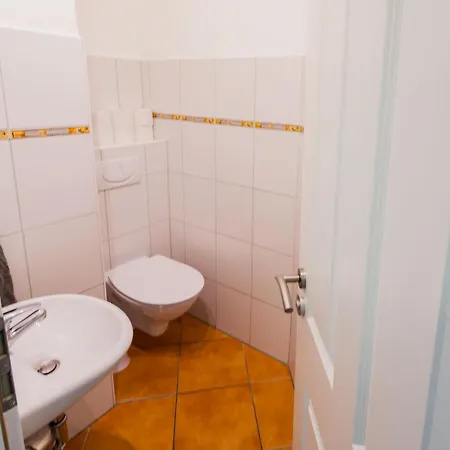 Secondhome Stuttgart - Very Near Historic Centre At Blumenstr 58 In - W2 *