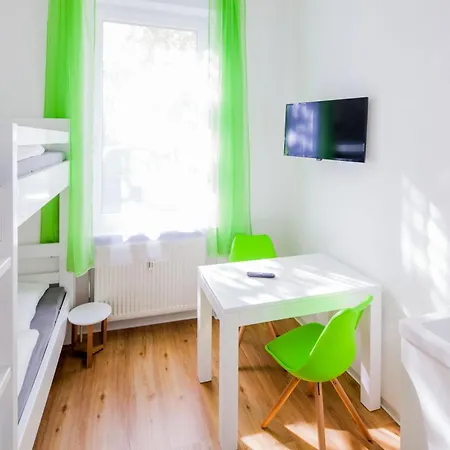 Secondhome Stuttgart - Very Near Historic Centre At Blumenstr 58 In - W2 埃斯林根