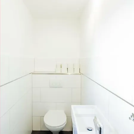 Secondhome Stuttgart - Very Near Historic Centre At Blumenstr 58 In - W2 *