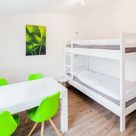 Secondhome Stuttgart - Very Near Historic Centre At Blumenstr 58 In - W2 埃斯林根