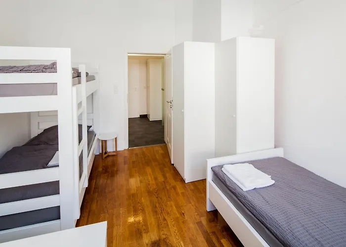 Secondhome Stuttgart - Very Near Historic Centre At Blumenstr 58 In - W2 Esslingen am Neckar