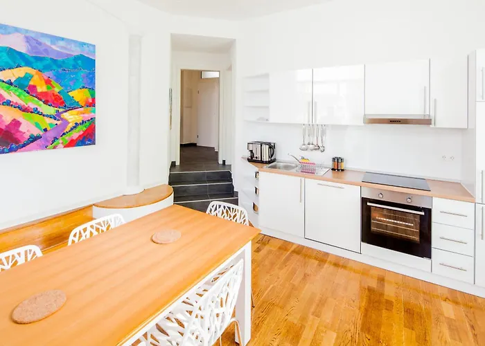 Secondhome Stuttgart - Very Near Historic Centre At Blumenstr 58 In - W2 * Esslingen am Neckar