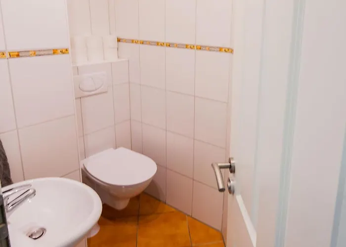 Secondhome Stuttgart - Very Near Historic Centre At Blumenstr 58 In - W2 *