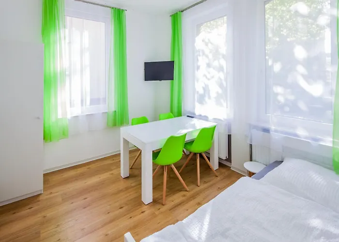 Apartamento Secondhome Stuttgart - Very Near Historic Centre At Blumenstr 58 In - W2